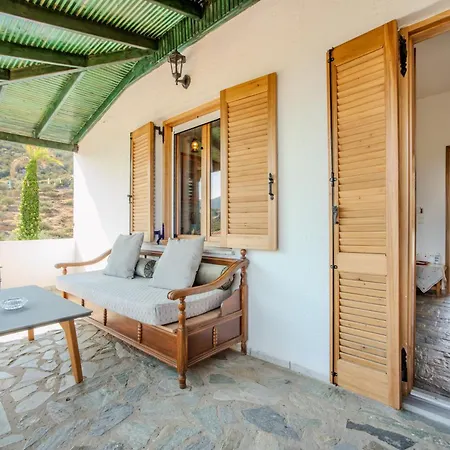 Apartment Athina Istro