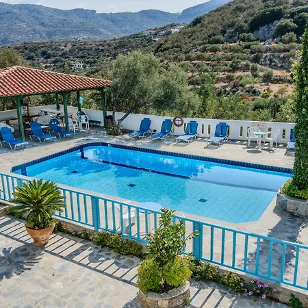 Athina Apartment *
