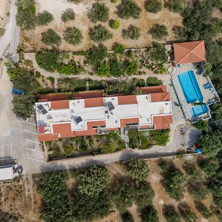 Athina Apartment *